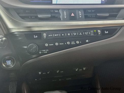 Used 2019 Lexus ES 350 w/ Premium Package FWD image 16