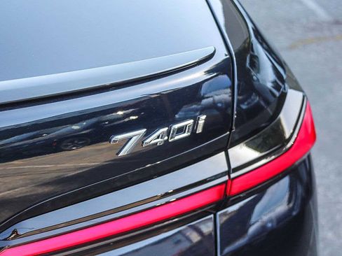 New 2026 BMW 740i RWD image 31