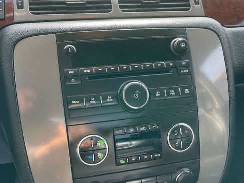 Used 2012 GMC Sierra 2500 SLT w/ SLT Convenience Package image 10