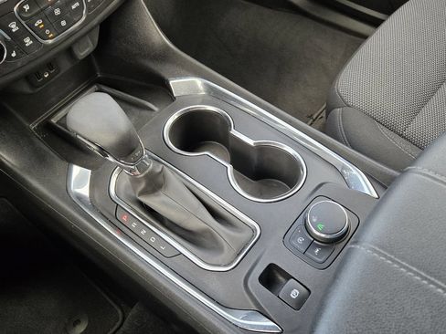 Used 2024 Chevrolet Traverse LT FWD image 20
