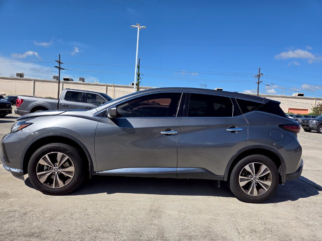 Used 2021 Nissan Murano S FWD image 2