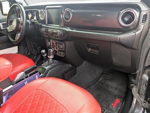 Used 2022 Jeep Wrangler Unlimited Sahara image 19