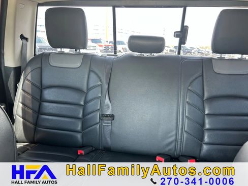 Used 2019 RAM 1500 Classic SLT image 26