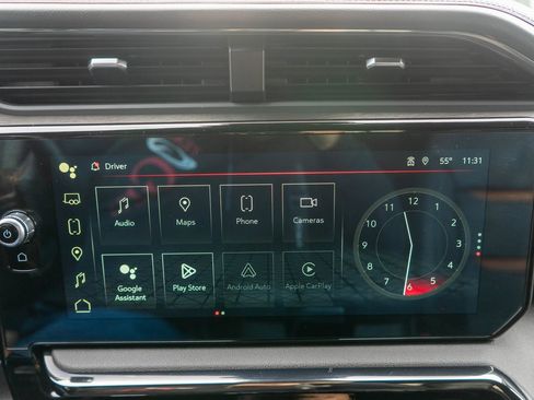 Used 2024 GMC Sierra 1500 AT4 w/ Technology Package image 25