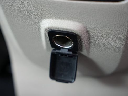 Used 2019 Ford Escape SE image 43