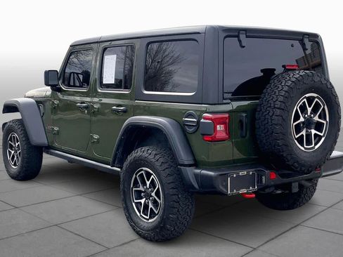 Used 2024 Jeep Wrangler Unlimited Rubicon w/ Technology Group image 11