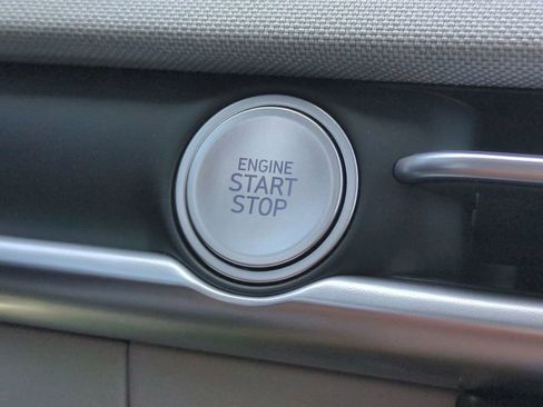 New 2026 Hyundai Tucson Limited image 39