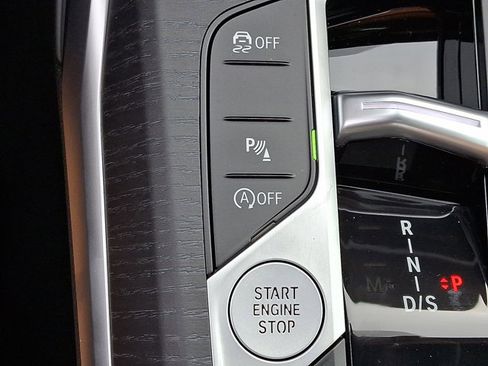 New 2026 BMW 330i xDrive Sedan w/ Premium Package image 18