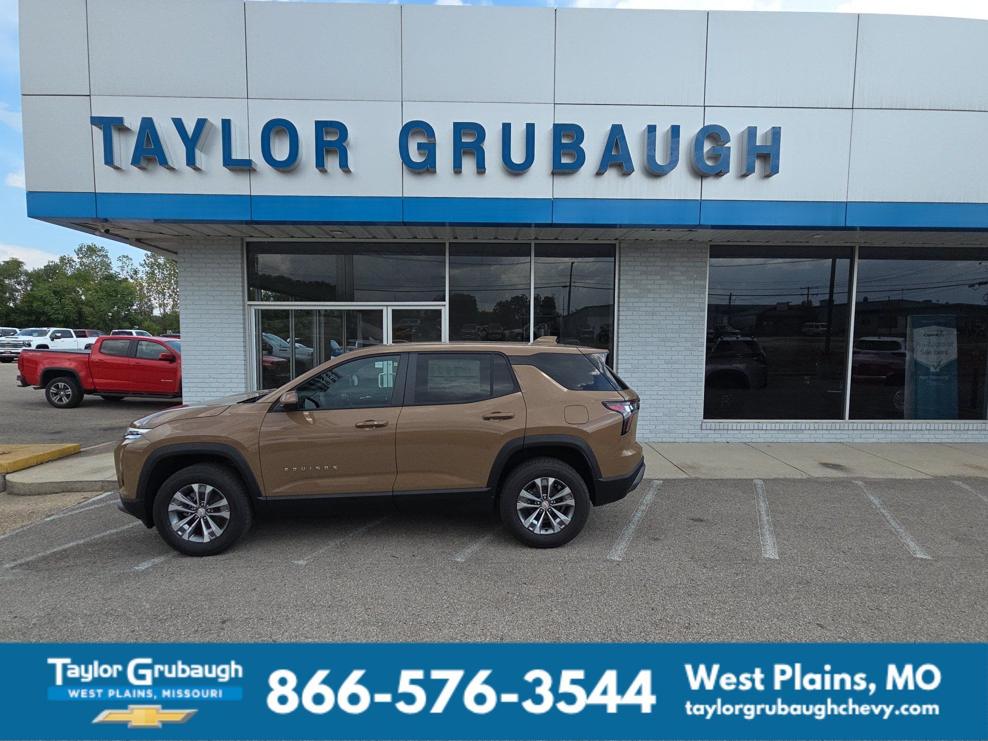 New 2027 Chevrolet Equinox LT w/ Convenience Package II FWD image 1