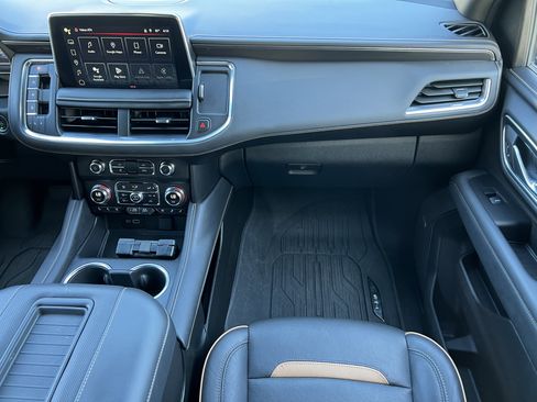 Used 2024 GMC Yukon AT4 image 38