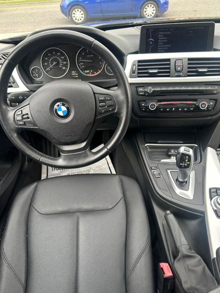 Used 2013 BMW 328i xDrive Sedan AWD/4WD image 24