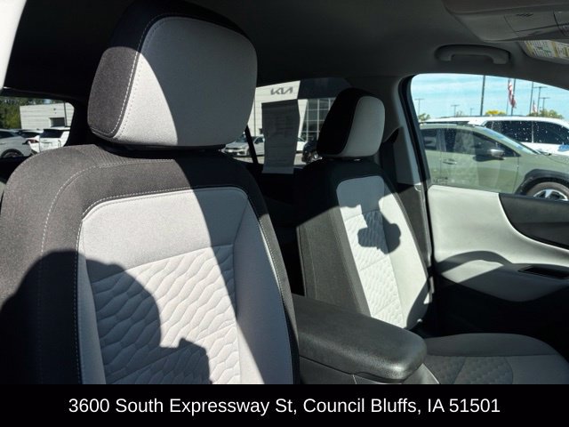 Used 2021 Chevrolet Equinox LS w/ LS Convenience Package AWD/4WD image 52