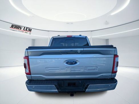 Used 2022 Ford F150 Lariat w/ Trailer Tow Package image 3