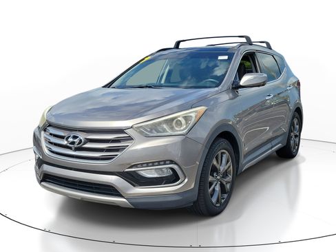 Used 2017 Hyundai Santa Fe Sport FWD image 3