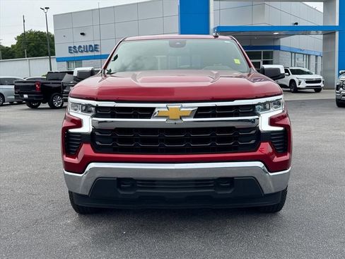 Used 2024 Chevrolet Silverado 1500 LT AWD/4WD image 8