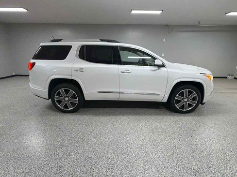 Used 2017 GMC Acadia Denali FWD image 2