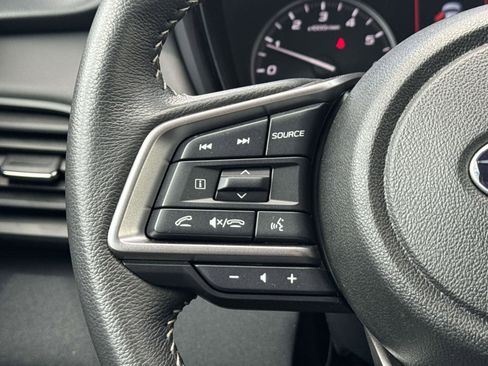 Used 2025 Subaru Outback Premium AWD/4WD image 9