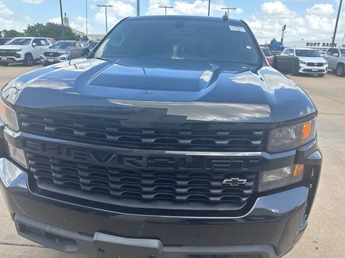 Used 2021 Chevrolet Silverado 1500 Custom w/ LPO, Dark Essentials Package RWD image 2