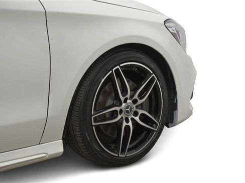 Used 2019 Mercedes-Benz CLA 250 image 10