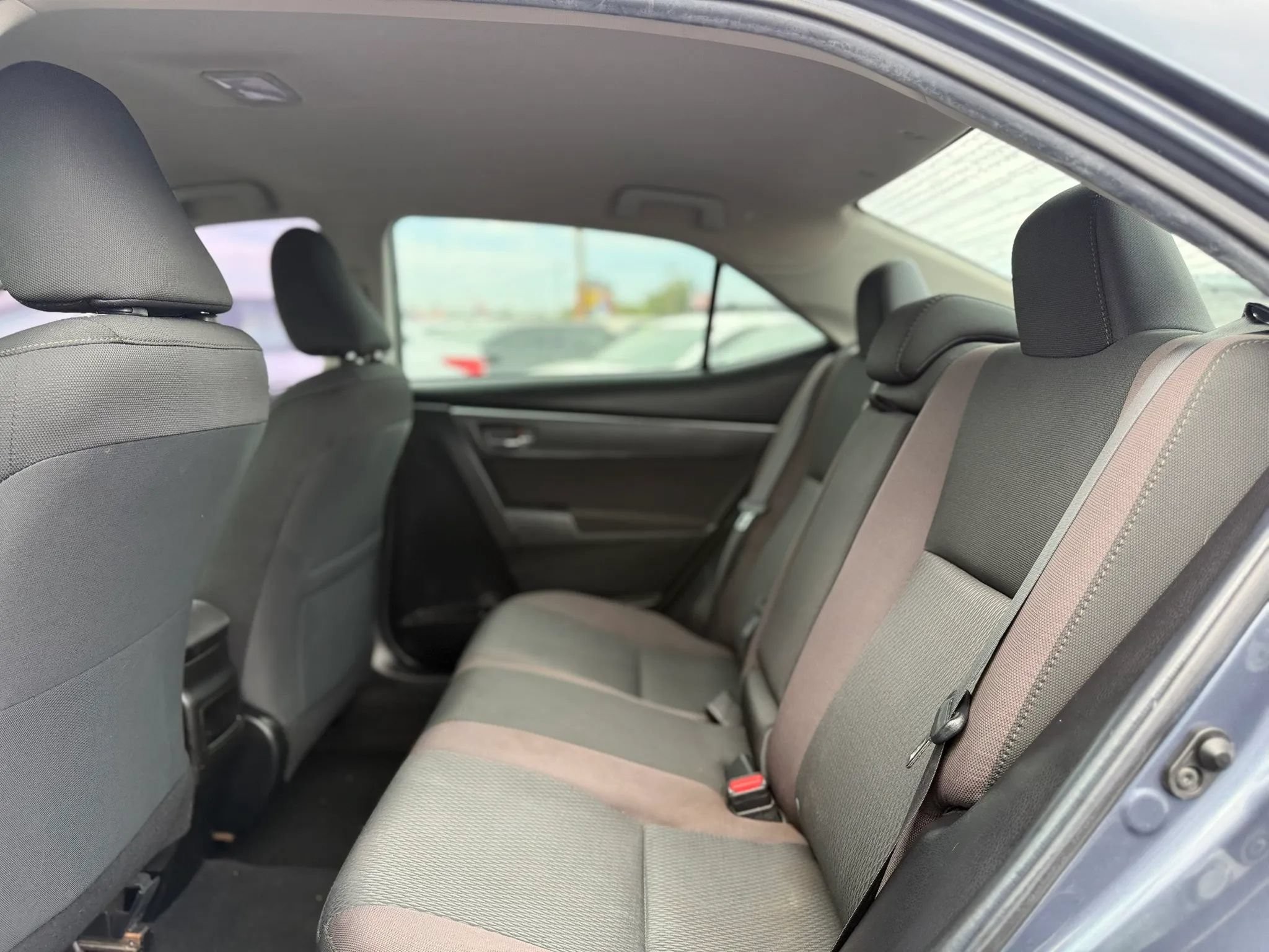 Used 2019 Toyota Corolla LE FWD image 16