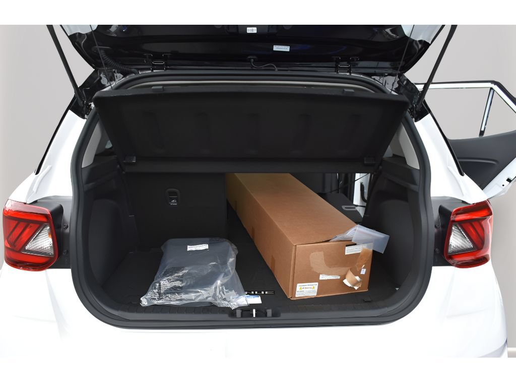 New 2026 Hyundai Venue SEL FWD image 14