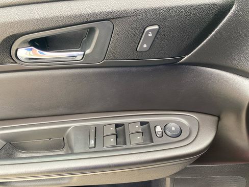Used 2016 Chevrolet Traverse LT w/ Traveler's Package AWD/4WD image 20