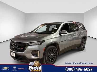 Used 2023 Chevrolet Traverse RS
