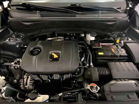 Certified 2025 Kia Seltos S FWD image 10