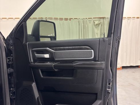 Used 2023 RAM 2500 Big Horn w/ Level 1 Equipment Group image 32