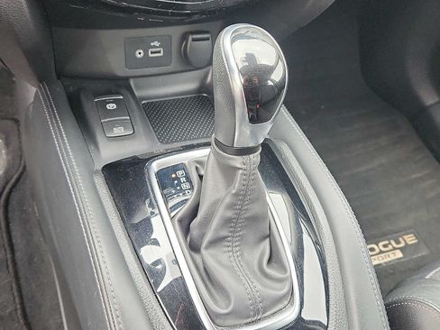Used 2020 Nissan Rogue Sport SL AWD/4WD image 14