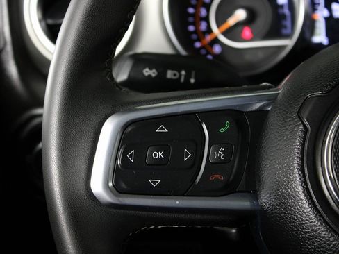 Used 2023 Jeep Wrangler Sahara image 21