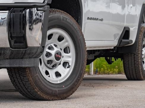 New 2024 GMC Sierra 3500 Pro w/ Convenience Package image 4