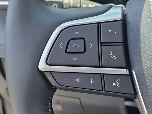 Certified 2026 Toyota Highlander Limited AWD/4WD image 26