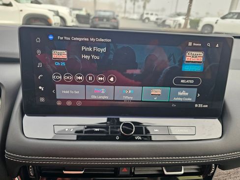 Used 2026 Nissan Rogue Platinum w/ Platinum Premium Package image 27