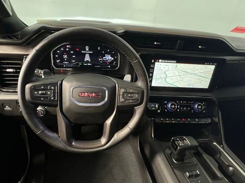 Used 2025 GMC Sierra 1500 AT4 AWD/4WD image 17