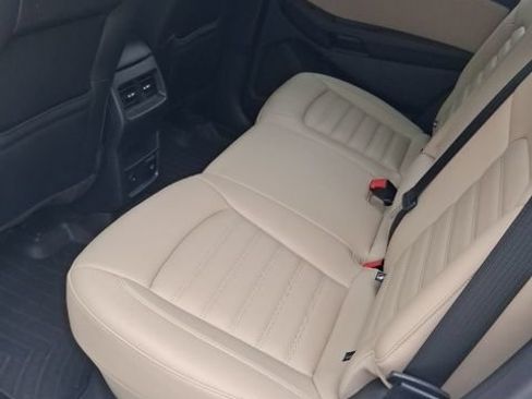 Used 2022 Ford Edge SEL w/ Convenience Package AWD/4WD image 23