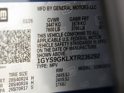 Used 2026 Cadillac Escalade Platinum Sport w/ LPO, Floor Liner Package image 63