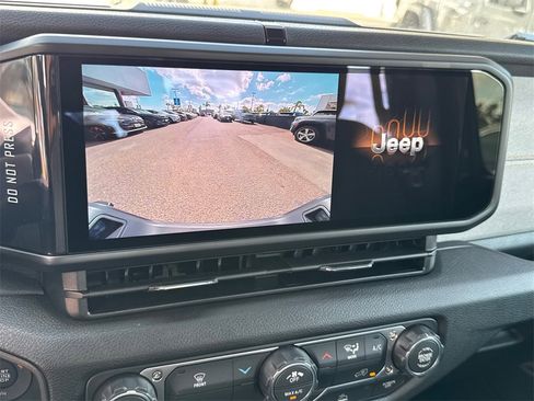 New 2026 Jeep Gladiator Sport image 28