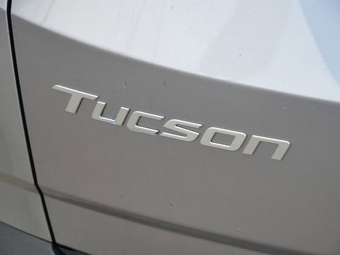 Used 2025 Hyundai Tucson SEL FWD image 11