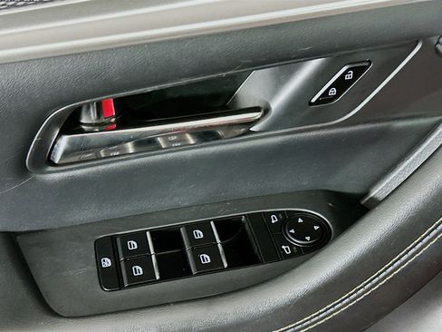 Used 2024 MAZDA CX-90 3.3 Turbo w/ Premium Package AWD/4WD image 15