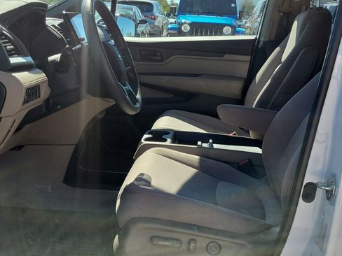 Used 2020 Honda Odyssey EX image 18
