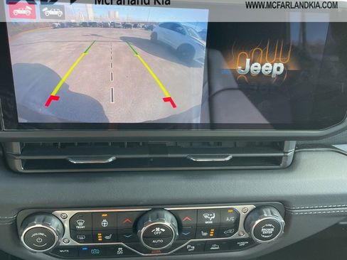 Used 2024 Jeep Wrangler Unlimited Rubicon 4xe image 22