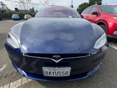 Used 2017 Tesla Model S 75D image 2
