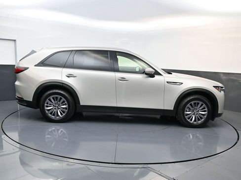Used 2025 MAZDA CX-90 3.3 Turbo w/ Preferred Package image 2