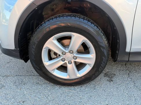 Used 2013 Toyota RAV4 XLE FWD image 14