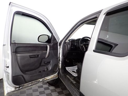 Used 2011 Chevrolet Silverado 1500 LT w/ All-Star Edition image 14