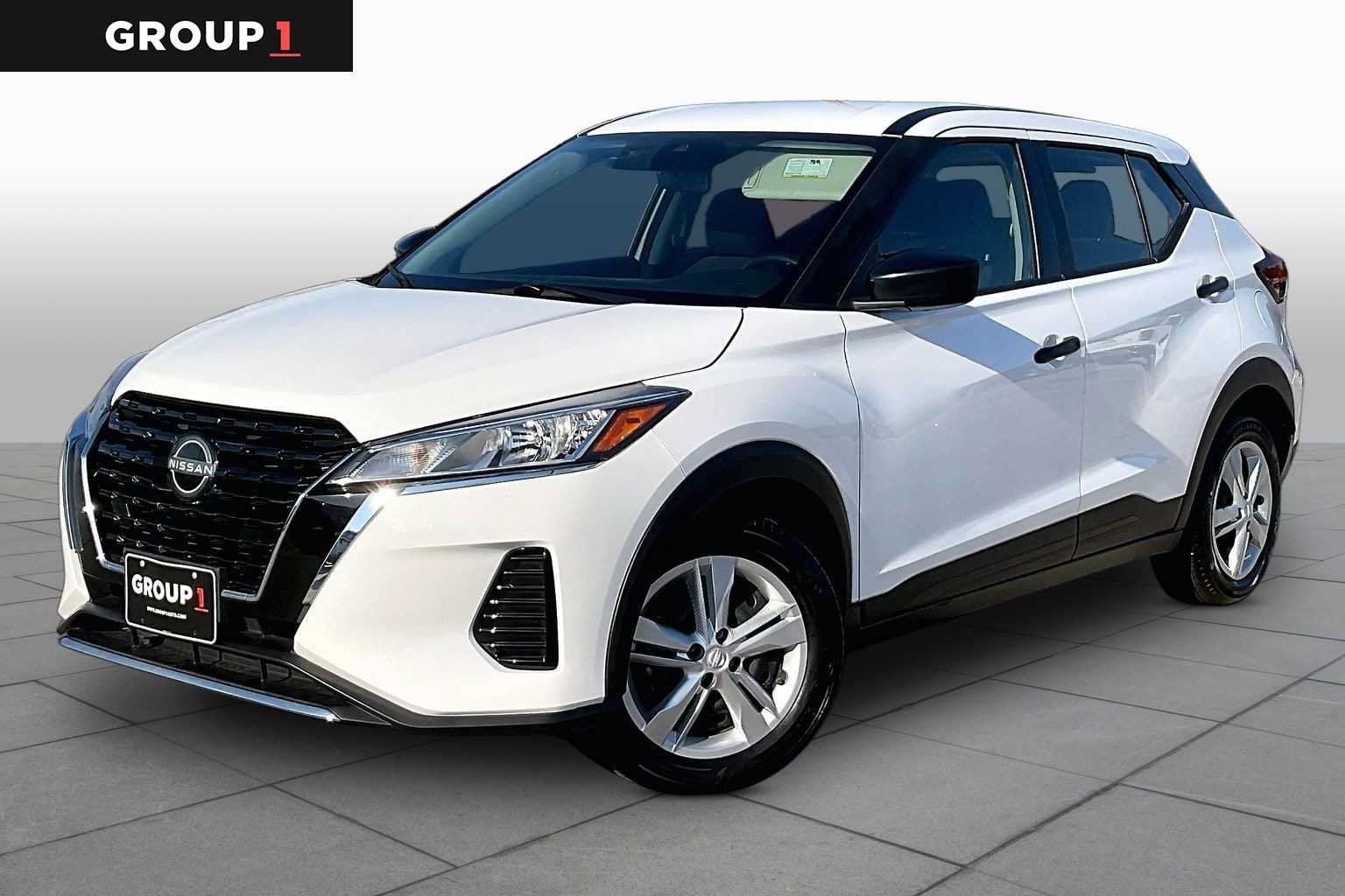 Used 2023 Nissan Kicks S FWD image 1