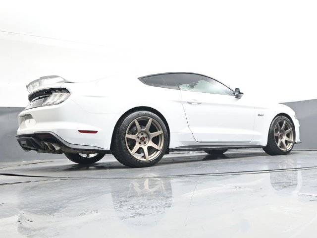 Used 2020 Ford Mustang GT w/ GT Performance Package RWD image 31