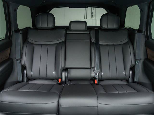 New 2026 Land Rover Range Rover SE AWD/4WD image 17