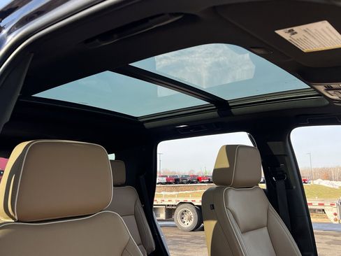 Used 2023 Chevrolet Tahoe Premier image 31